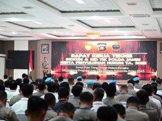 Kapolda Jambi Buka Rakernis Gabungan Fungsi TIK dan Hukum